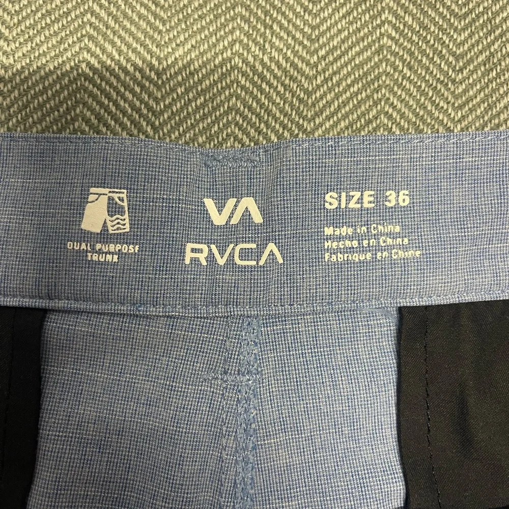 RVCA‎ Men's Light Blue Shorts Size 36